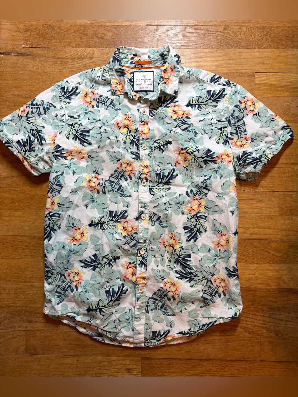 Denim & Flower Ricky Singh Tropical Print Short Sleeve Button Down Shirt